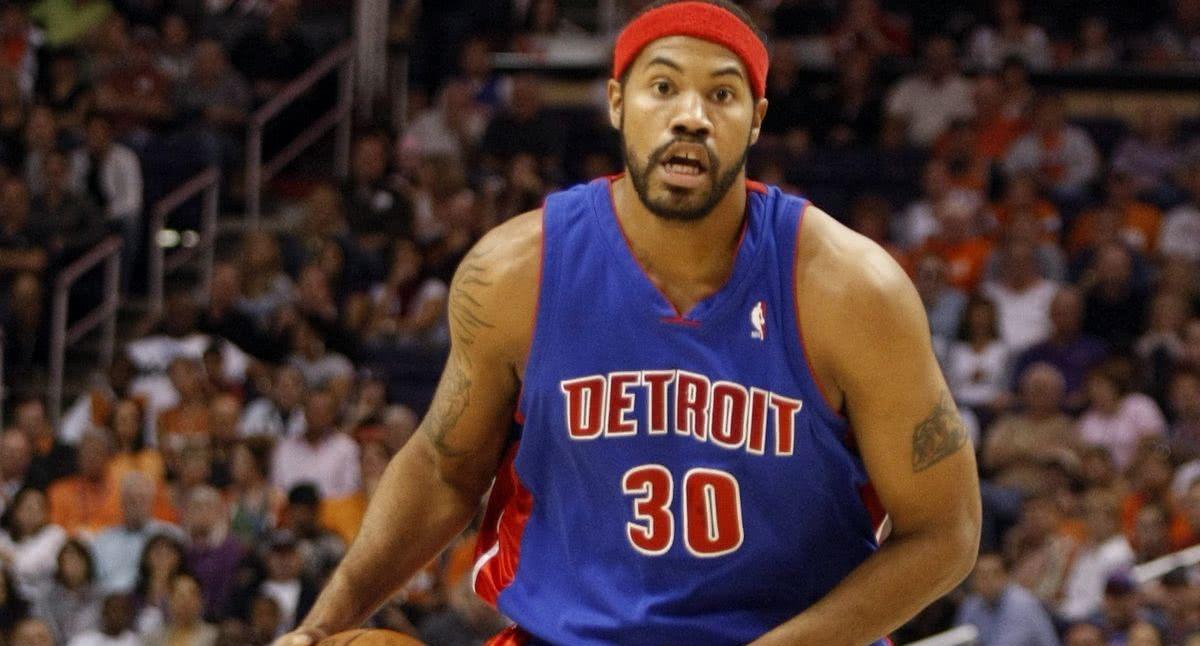 官宣!马刺太阳达成交易,怒吼天尊遭炮轰,骑士做出重大决定