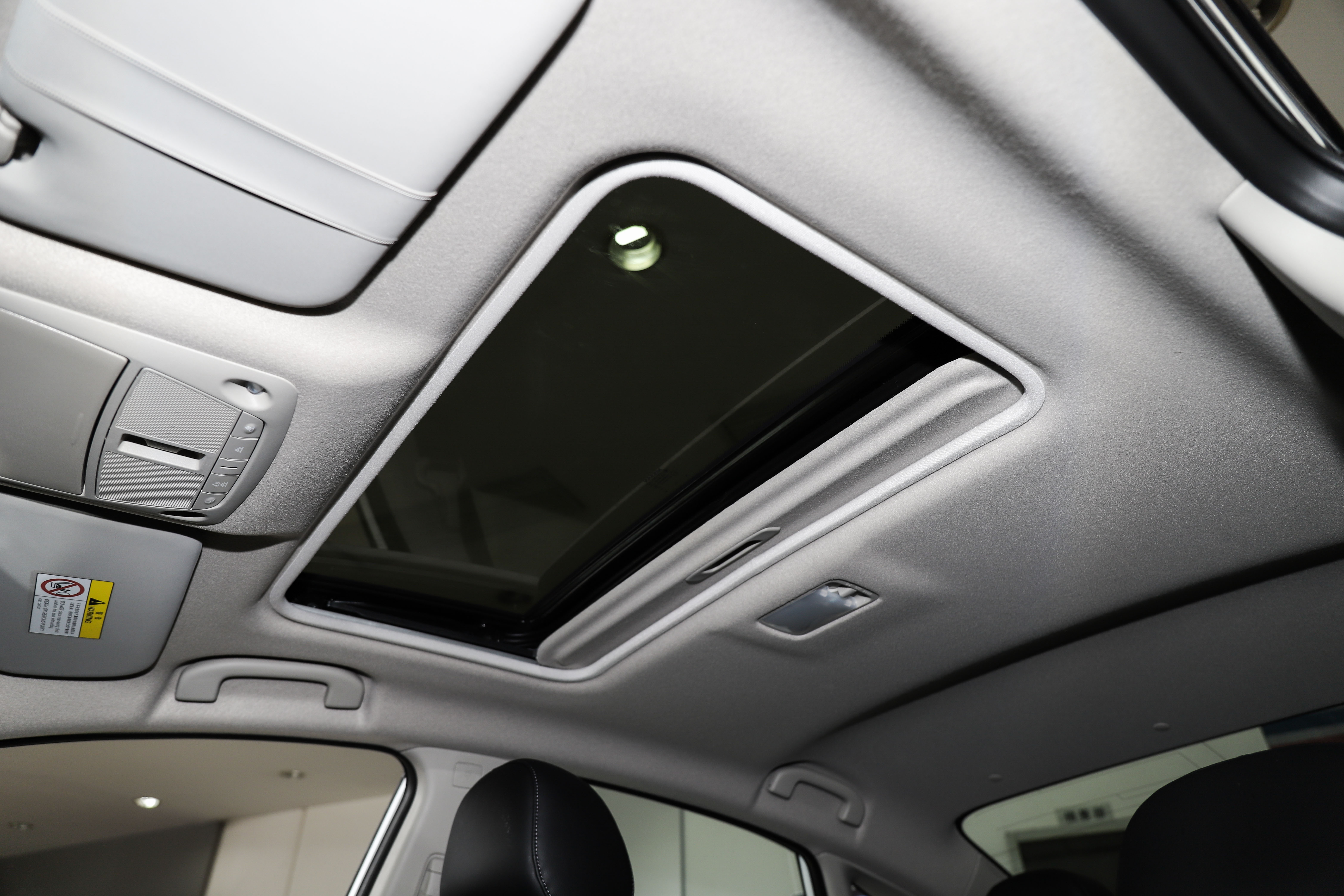 最新款日产轩逸经典款,日产轩逸2022款经典舒适版落地价