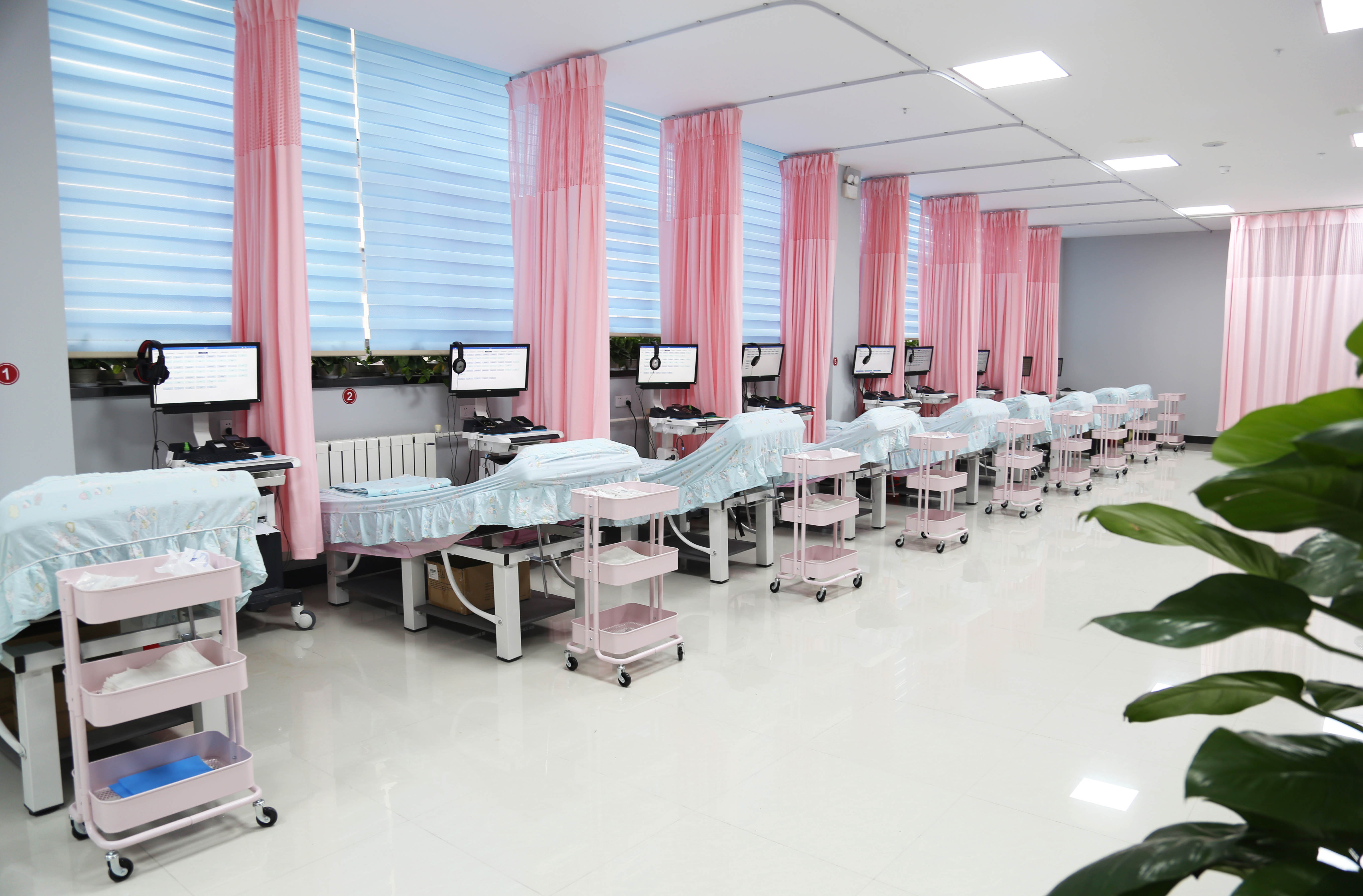 盆底功能障碍产后尿失禁,产后能憋住尿说明盆底肌没事么