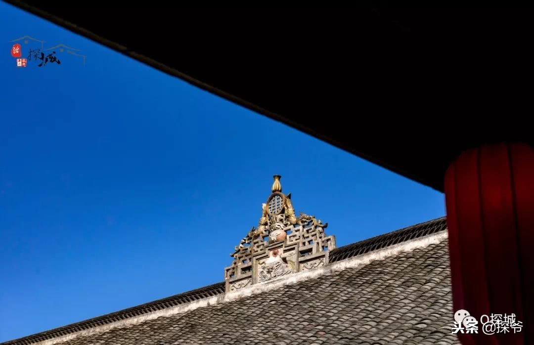 重庆小故宫红墙,重庆魔鬼山城一日游