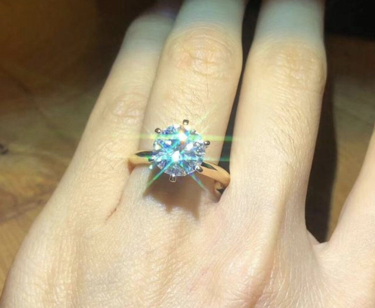 买假钻石2000万,伪钻石