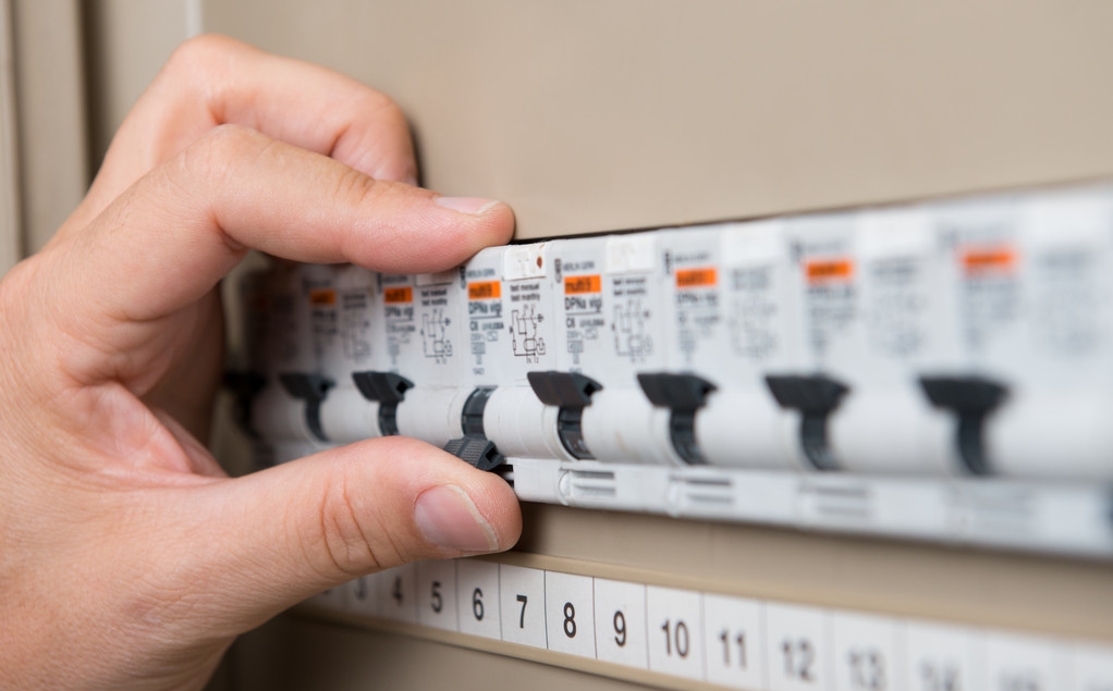 电工必背25个常识基础教程,电工零基础入门速学口诀