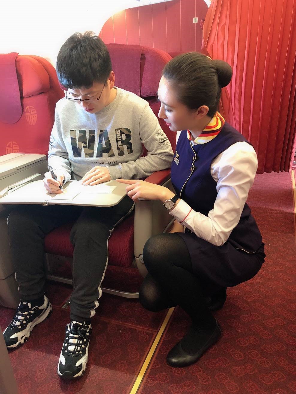 天津航空形象代言人孙婕,2018民航十佳空乘天津航空