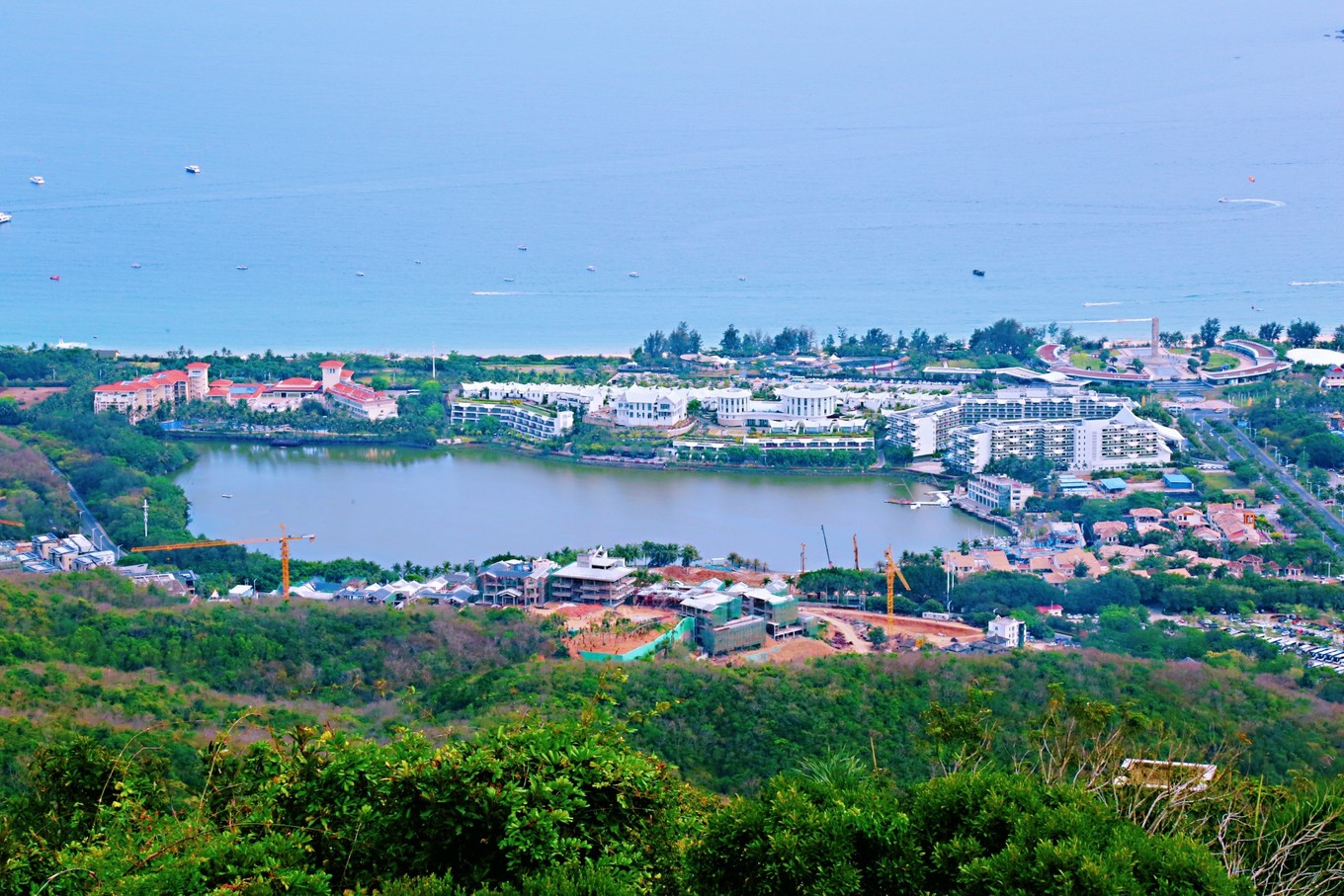 三亚自由行5天4晚亲子游攻略,寒假三亚5天4晚3人亲子游团购