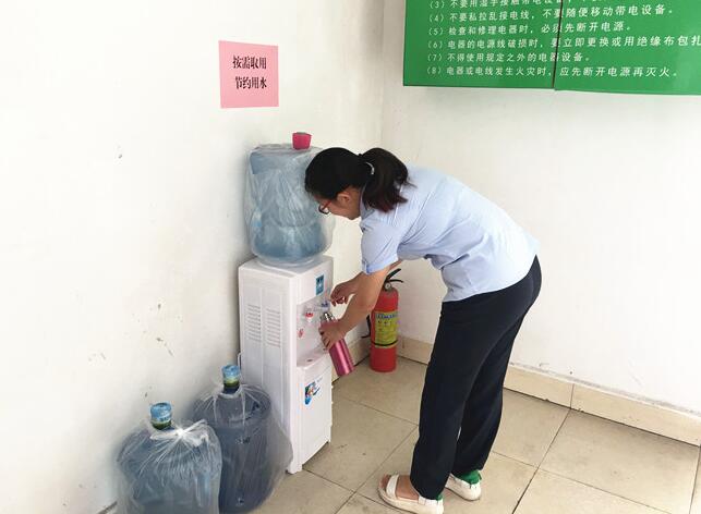 bb机大哥大原版,为啥当年有大哥大还要个bb机