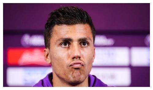 德转赛季西甲最佳球员,德转评选当今足坛十大顶级后腰