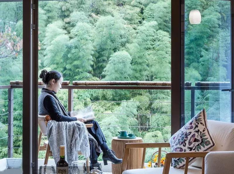 8分钟直抵江南唯一滑雪场,还有温泉,来这家高山云雪民宿充电打卡