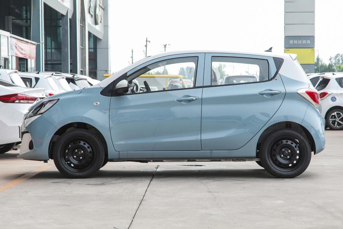 高速跑120公里可以吗,高速能跑1200公里