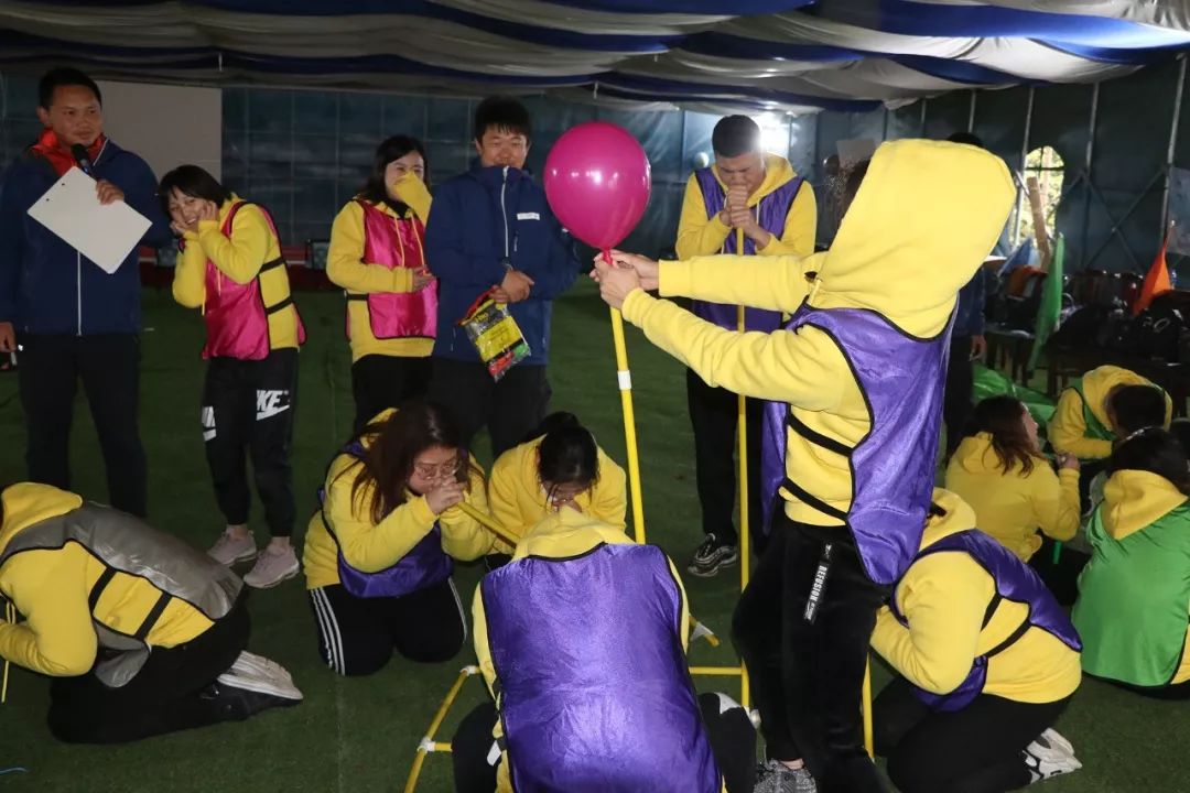 激情成就梦想汗水铸就成功,激情成就梦想团队铸就辉煌前言