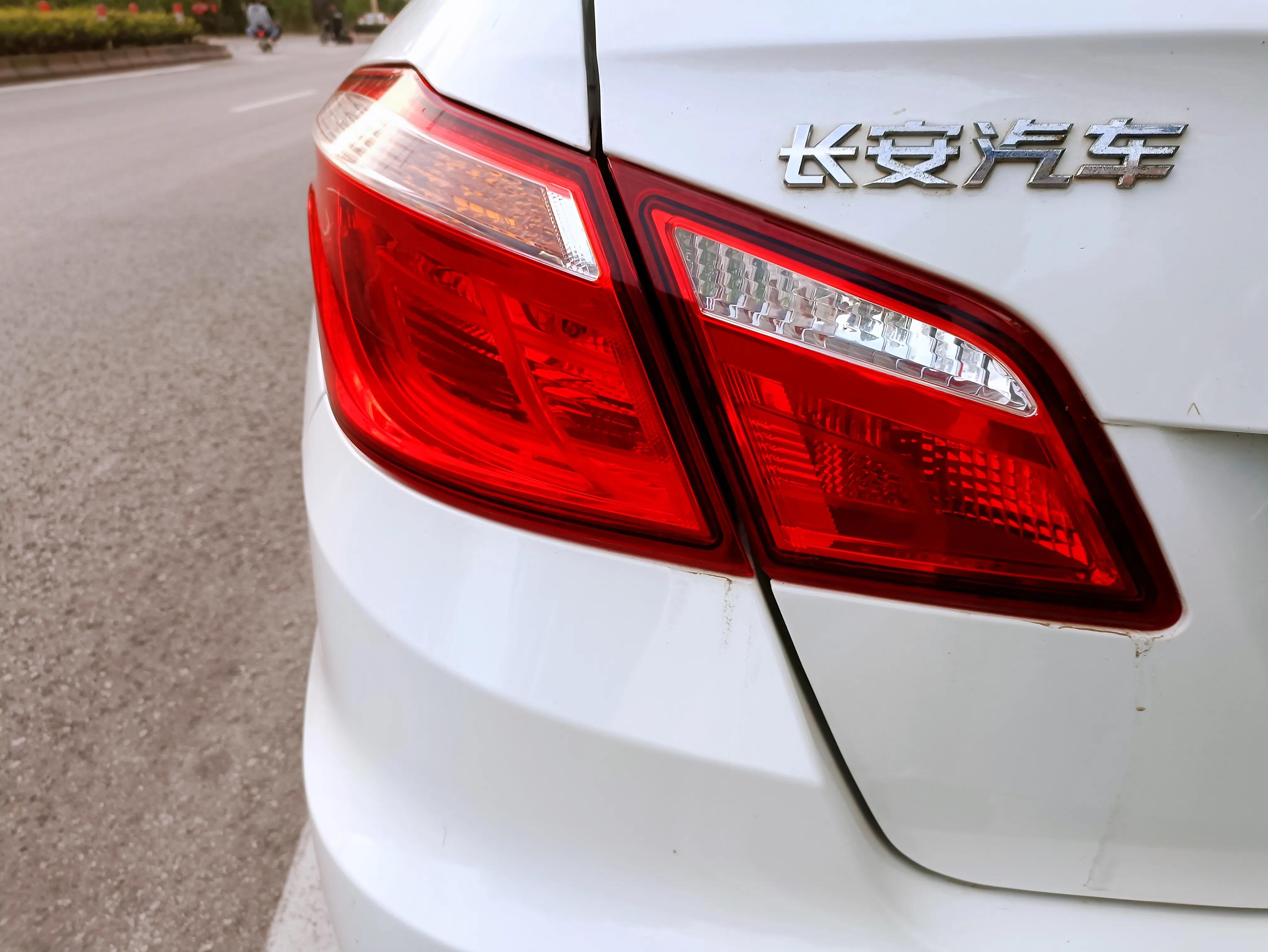 逸动2023车主真实感受,逸动plus后排空间