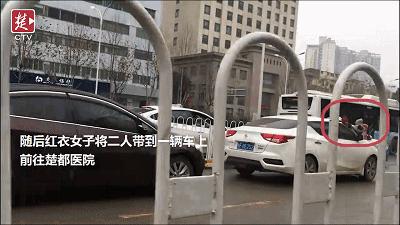 医院门口都有什么人,医院门口一群人