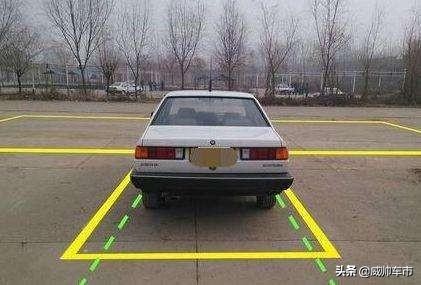 科目二皮卡倒车入库最笨绝招图解,科目二倒车入库图解技巧大全