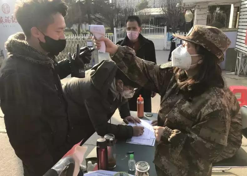 在战“疫”中迎接大考，陕西省军区官兵不辱使命