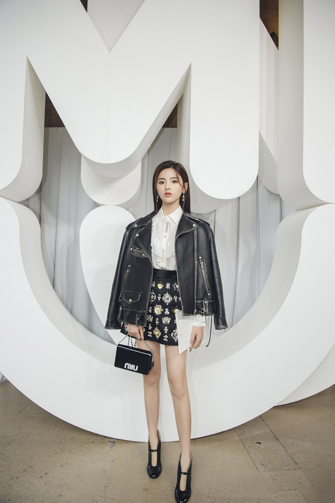 娱乐圈6位当红小花大PK，谁是你心中的最佳MiuMiu少女？