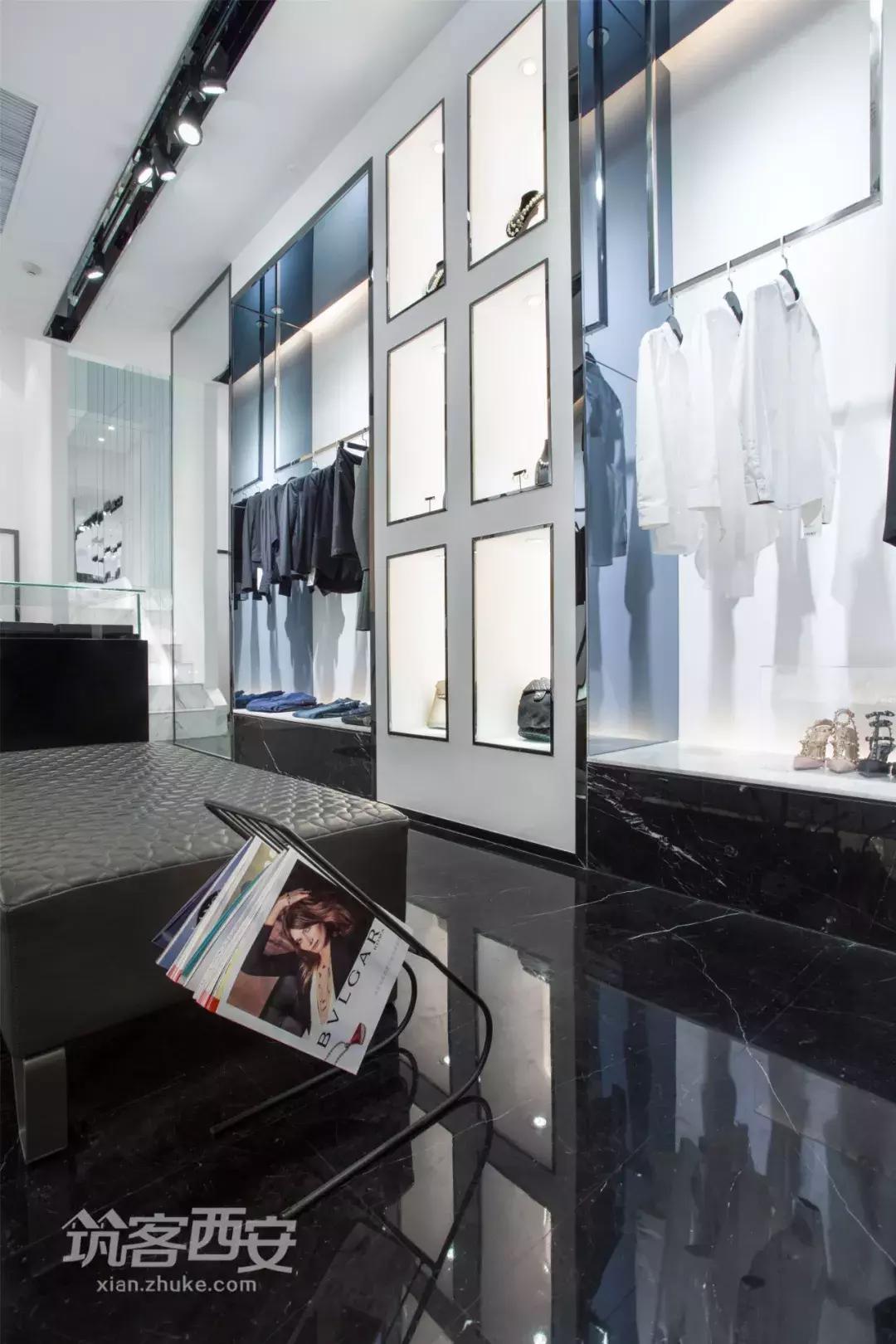 西安街头的这家服装店,「高级感」扑面而来