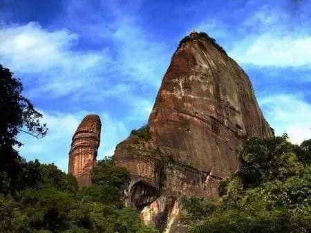 丹霞山震撼,丹霞山看着风景美如画