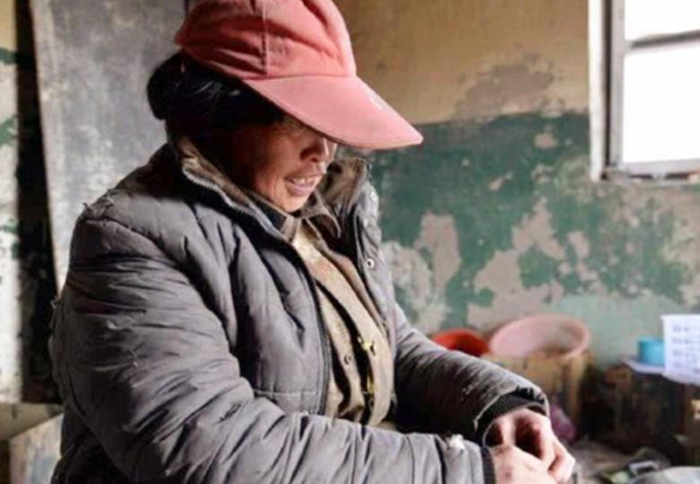 昆仑女神杨丽,昆仑女神杨丽独守大山