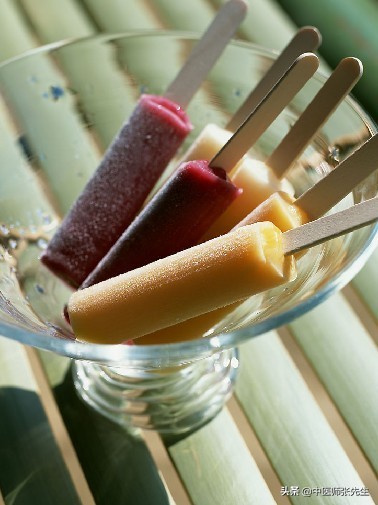 中医说脾不统血,吃冰棍吐血事件