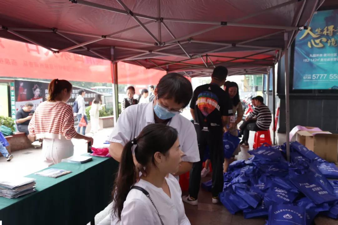 骨科专家来乡镇开展义诊活动,江西省人民医院骨科义诊活动