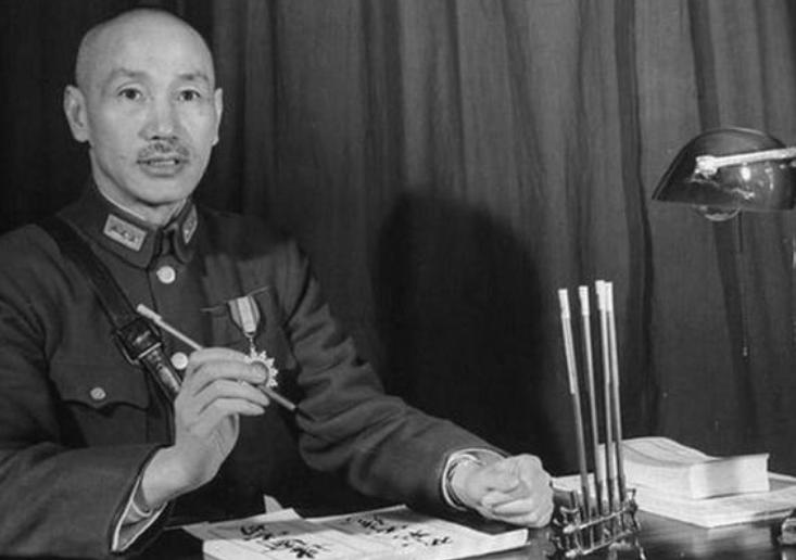 山西90岁老兵丢失证件后续,一位老头身份证丢了