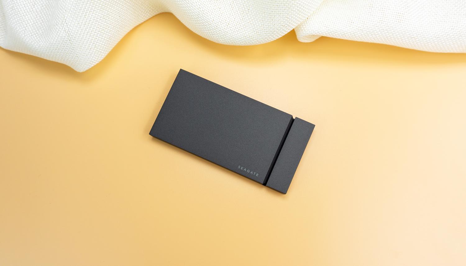 游戏宅理想桌面,电竞头戴式耳机rog棱镜s