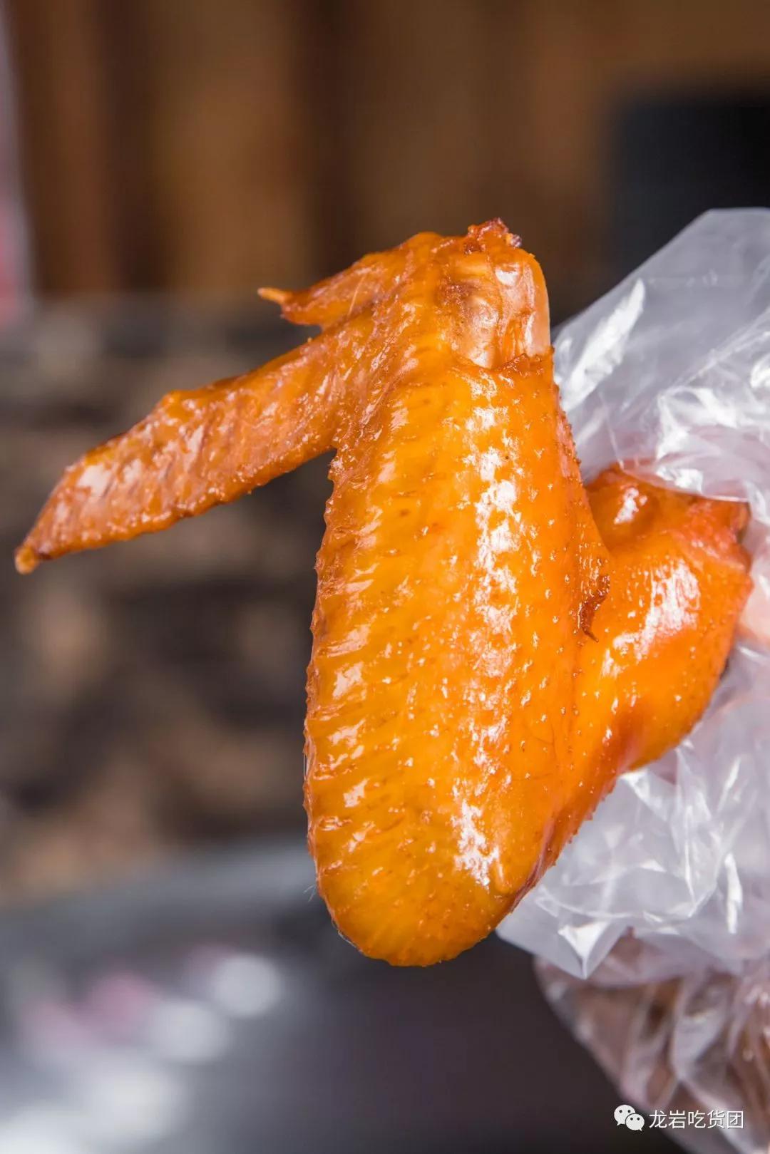 走吧，去龙门镇，吃上一整天