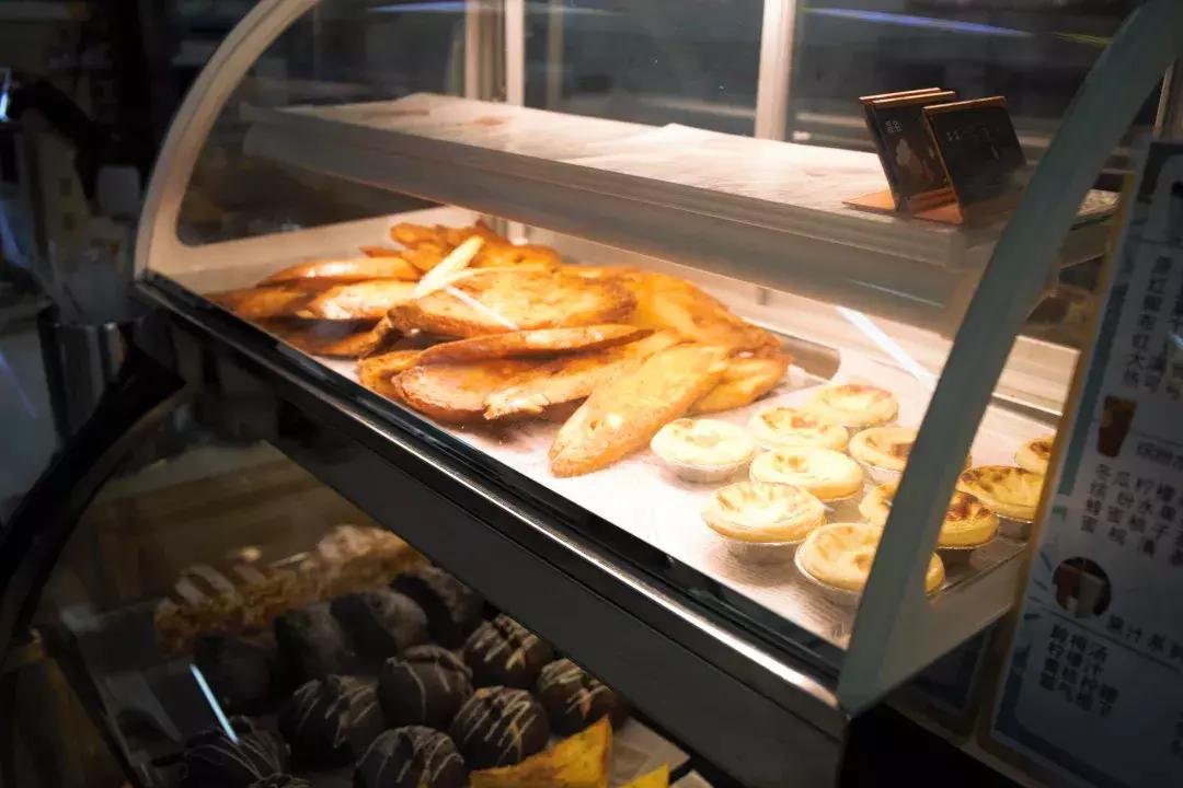 叫醒你的不是闹钟是给孩子做饭,清晨叫醒你的不是闹钟