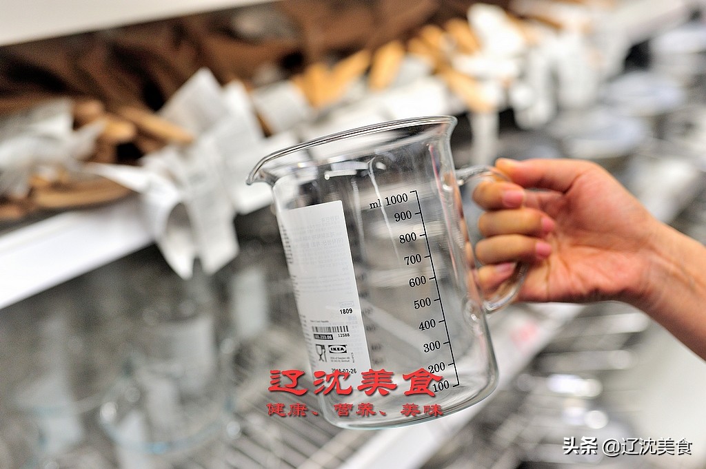 在设计家居的路上一直坚持,在厨房用餐设计