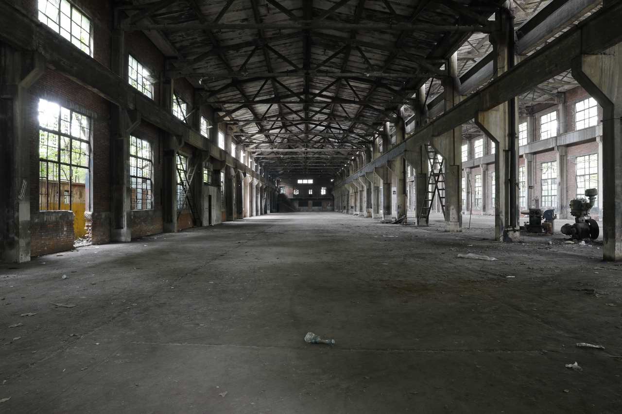 武汉轻型汽车制造厂,武汉特种车制造厂