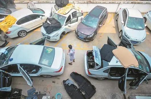 汽车天窗漏水,私家车天窗漏水怎么处理