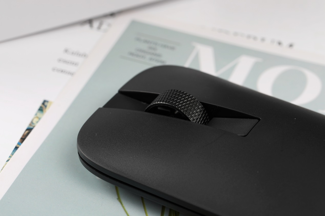 闆锋煆m550瀵规瘮灏忕背榧犳爣,闆锋煆550钃濈墮榧犳爣璇勬祴