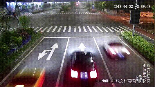 95后租豪车,深夜炸街飙车三男子获刑