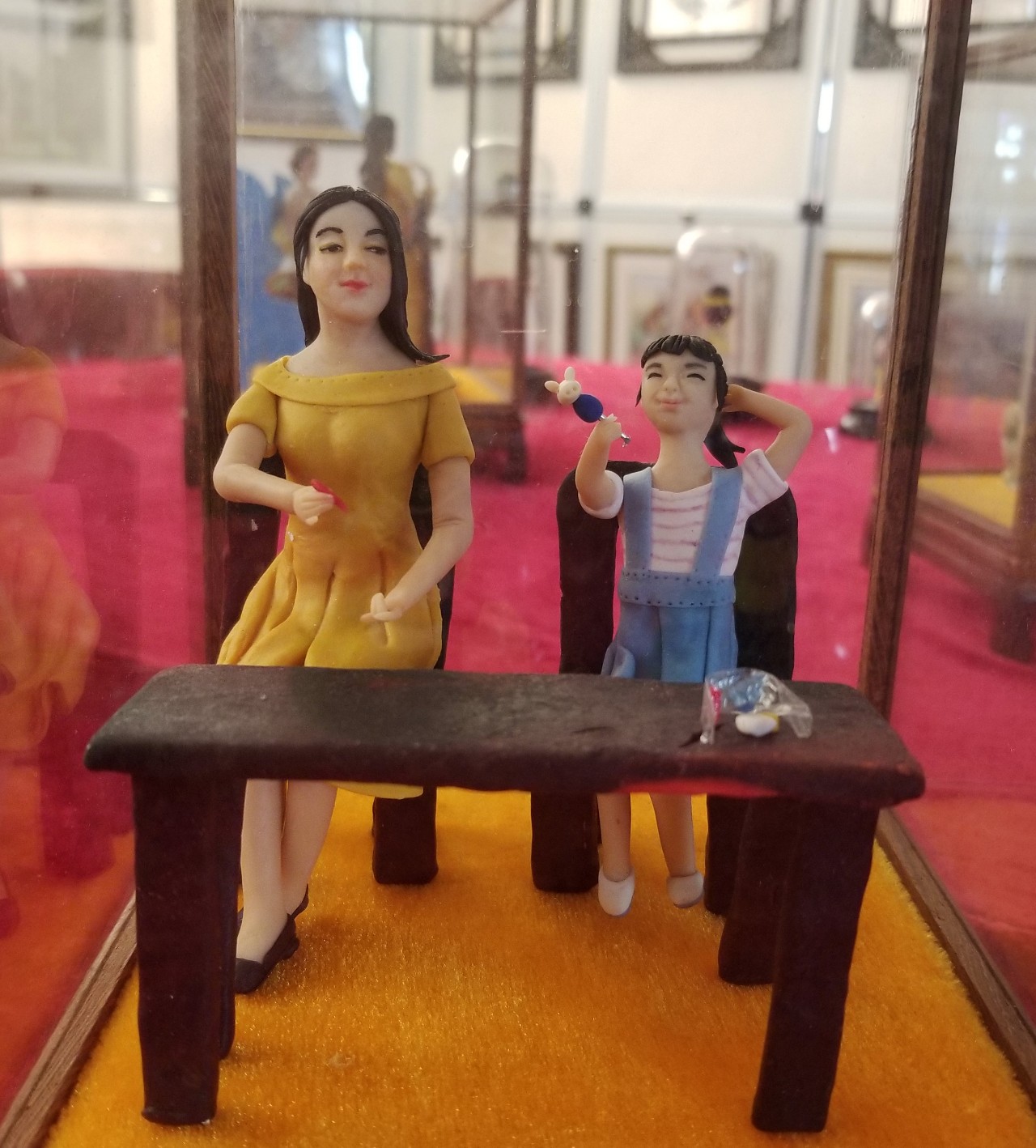 妙手能生花,感受捏出来的艺术丨吴淞面塑传承人冯秋霞采访