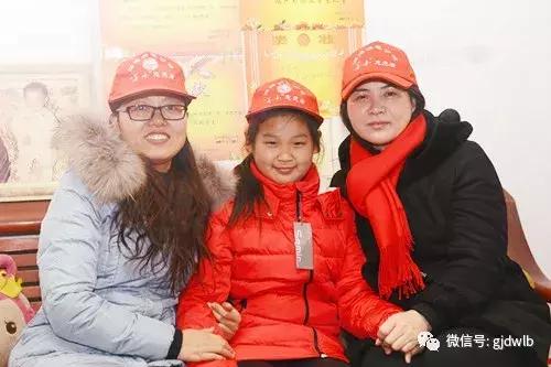 这些照片背后有什么故事,这些照片背后的心酸