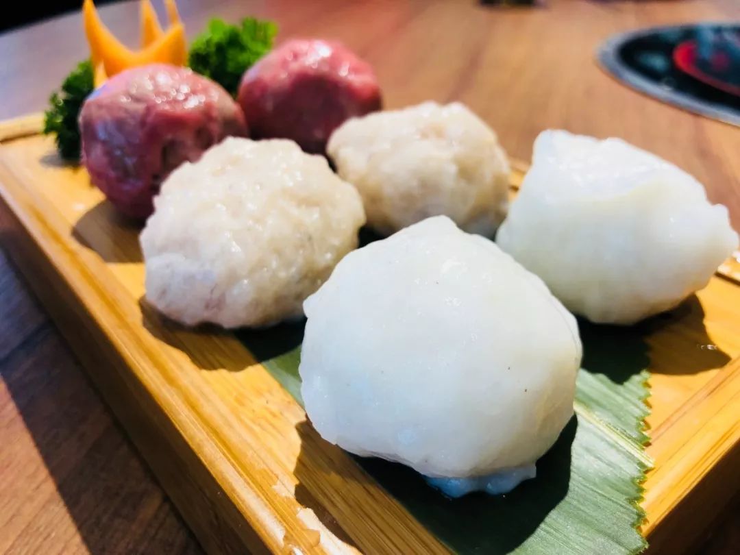 香港帅哥为了爱情来郑州，也带来了香港地道花胶鸡