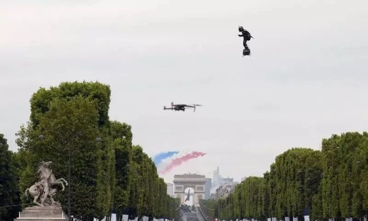 特斯拉悬浮滑板多少钱,特斯拉有滑板吗