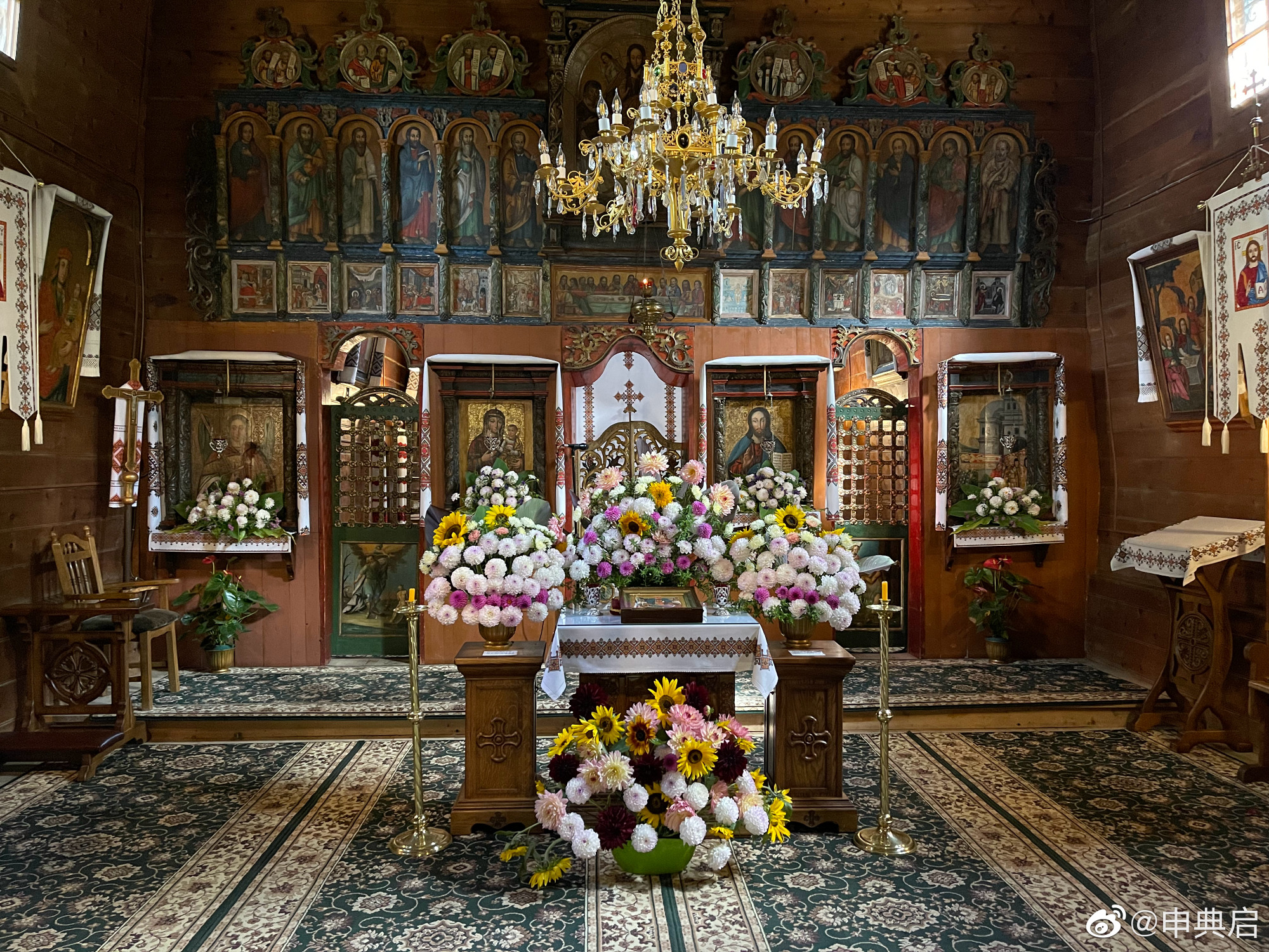 利沃夫最神奇的地方在于历史上多次易主，墓地都有各历史时期风格