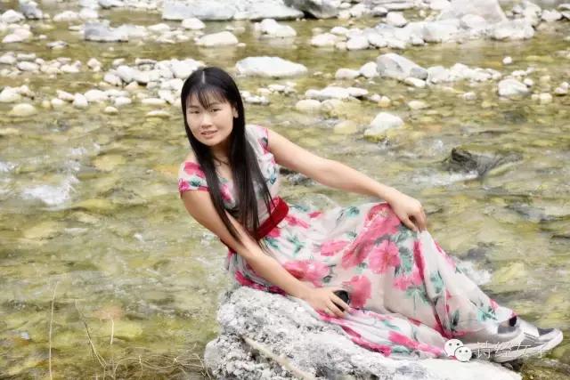 诗经女子:棣花,那一朵盛开的小镇