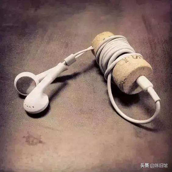 喝完的白酒瓶别丢,喝完的酒瓶不要扔了