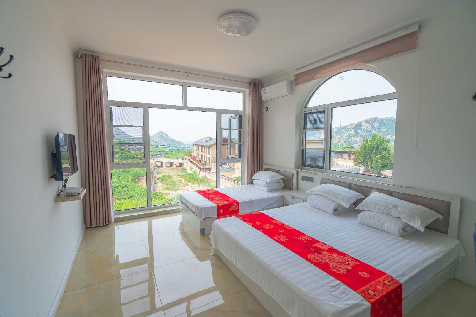 秦皇岛昌黎葡萄沟吃住一体农家院,昌黎海边农家院