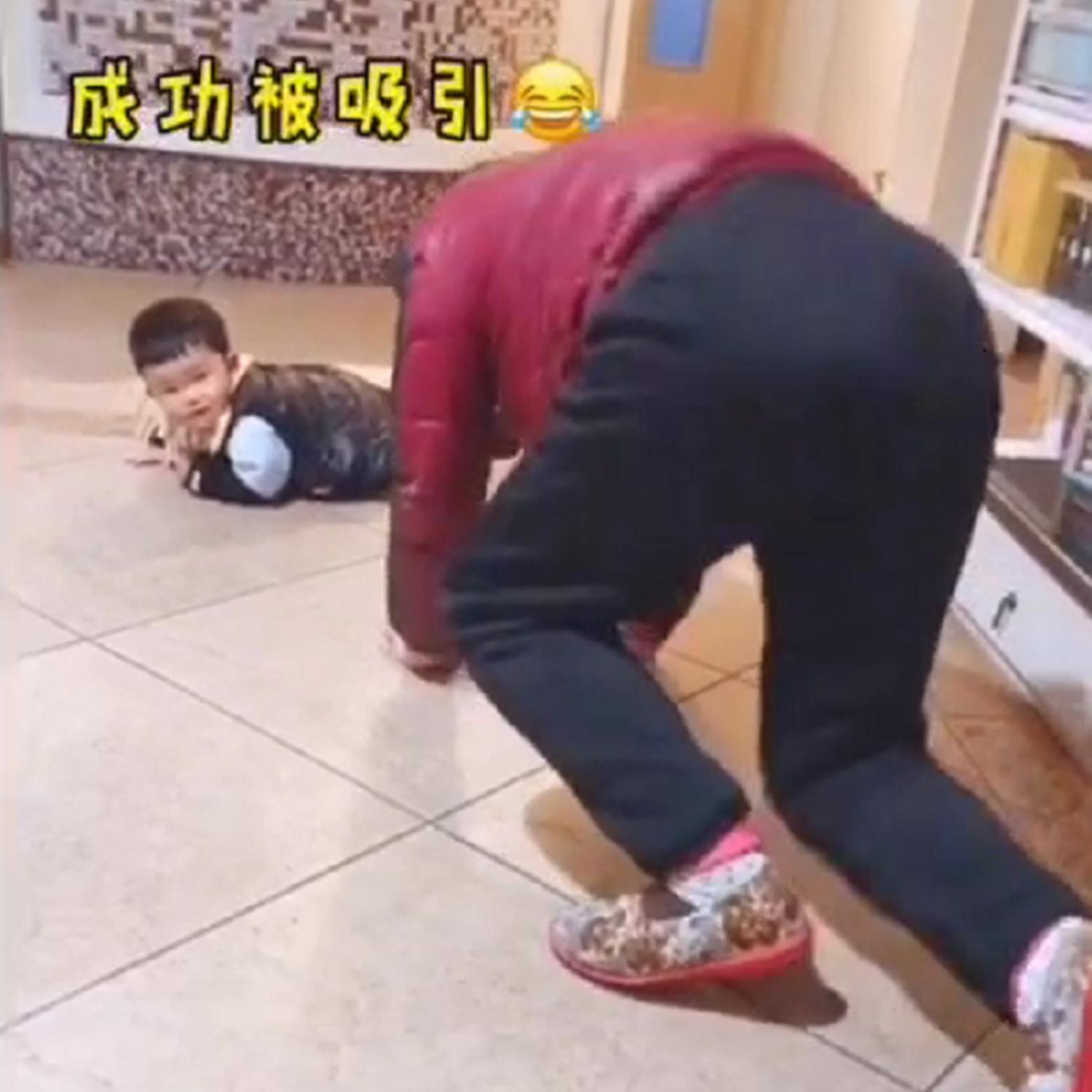 隔代育儿小孩摔倒,科学育儿孩子摔倒