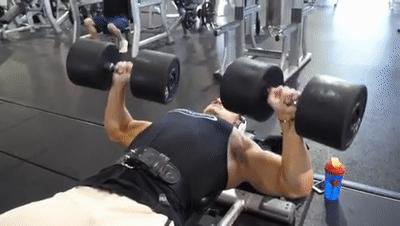 如何才能练出饱满的胸肌,五个动作教你如何练出饱满胸肌