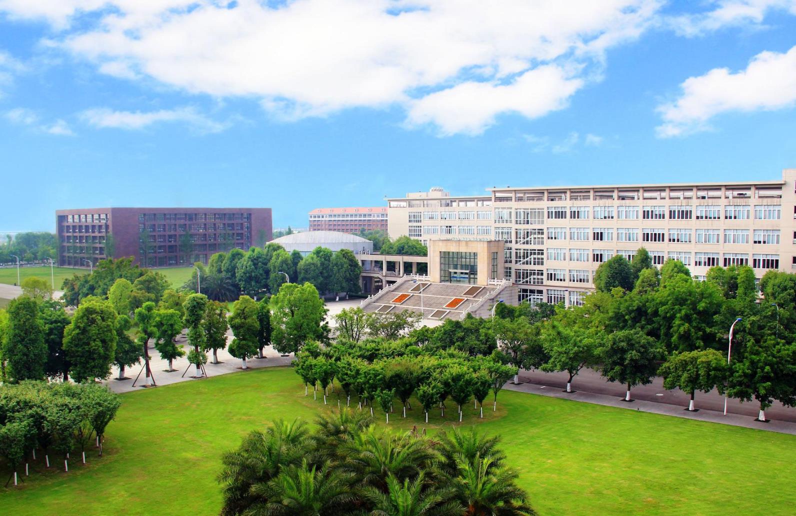 吉林大学珠海学院有没有排名,全国十大名校吉林大学