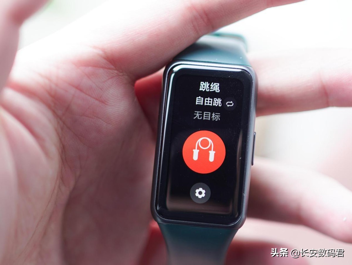 华为band6手环和华为6手环的区别,华为手环6pro和荣耀手环6的区别