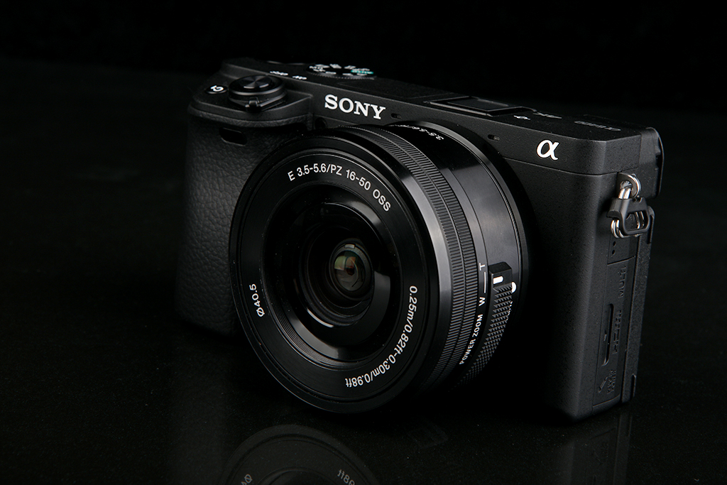 Vlog小能手索尼APS-C画幅微单A6400评测