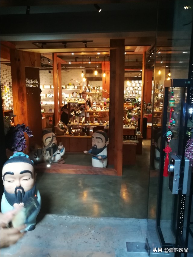 亲历诡异故事完整版,真实恐怖故事亲历者回忆