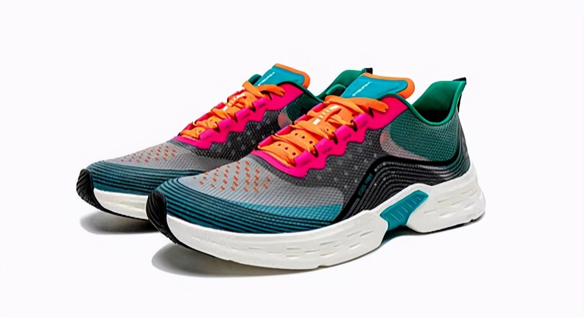 国产跑鞋性价比最高是哪款,特步跑鞋国产入门跑鞋最佳推荐