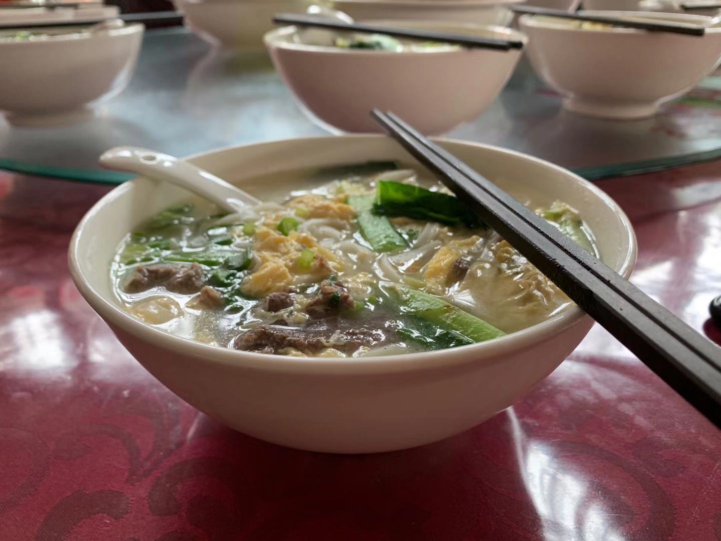 五指山红峡谷漂流一日游,五指山红峡谷漂流后还可以去哪玩