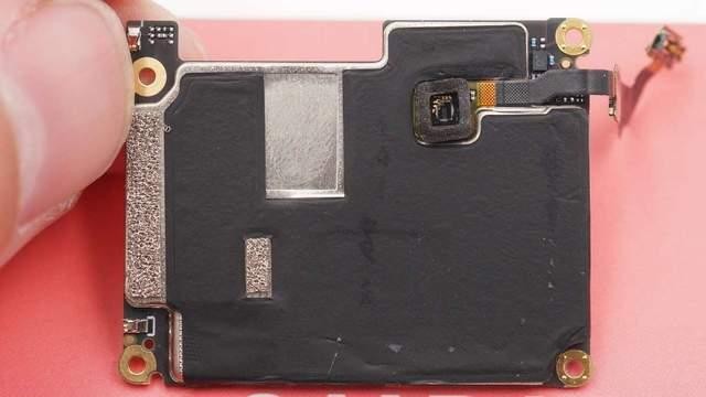 魅族首款智能手表拆解报告，内置艾为AW8896数字智能K音频放大器