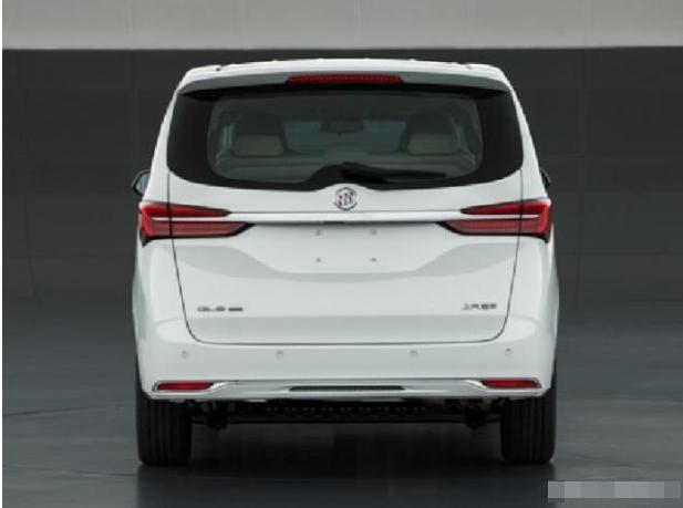 别克gl8真假对比,试驾别克gl8对比塞纳哪个好